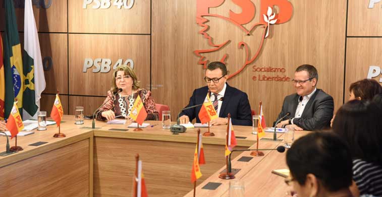 Em-reunião,-núcleo-de-mulheres-da-CSL-analisa-preocupações-em-comum-sobre-questões-de-gênero