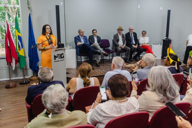 42d04c08-d3b2-480d-80ef-4d610ad8b149