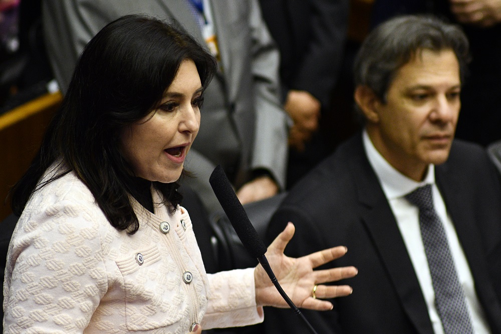 Congresso promulga maior reforma tributária desde a ditadura; desafio agora é regulamentação